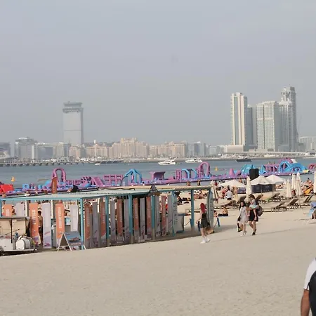 Newly Furnished One Bedroom Apartment Next To Metro & Beach In Marina Residence دبي المظهر الخارجي الصورة