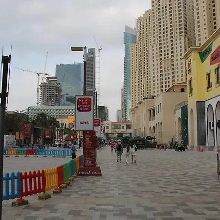Newly Furnished One Bedroom Apartment Next To Metro & Beach In Marina Residence دبي المظهر الخارجي الصورة