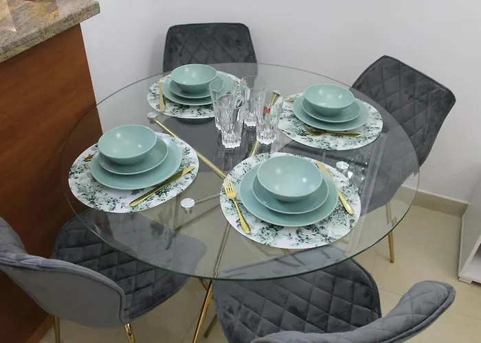 Newly Furnished One Bedroom Apartment Next To Metro & Beach In Marina Residence